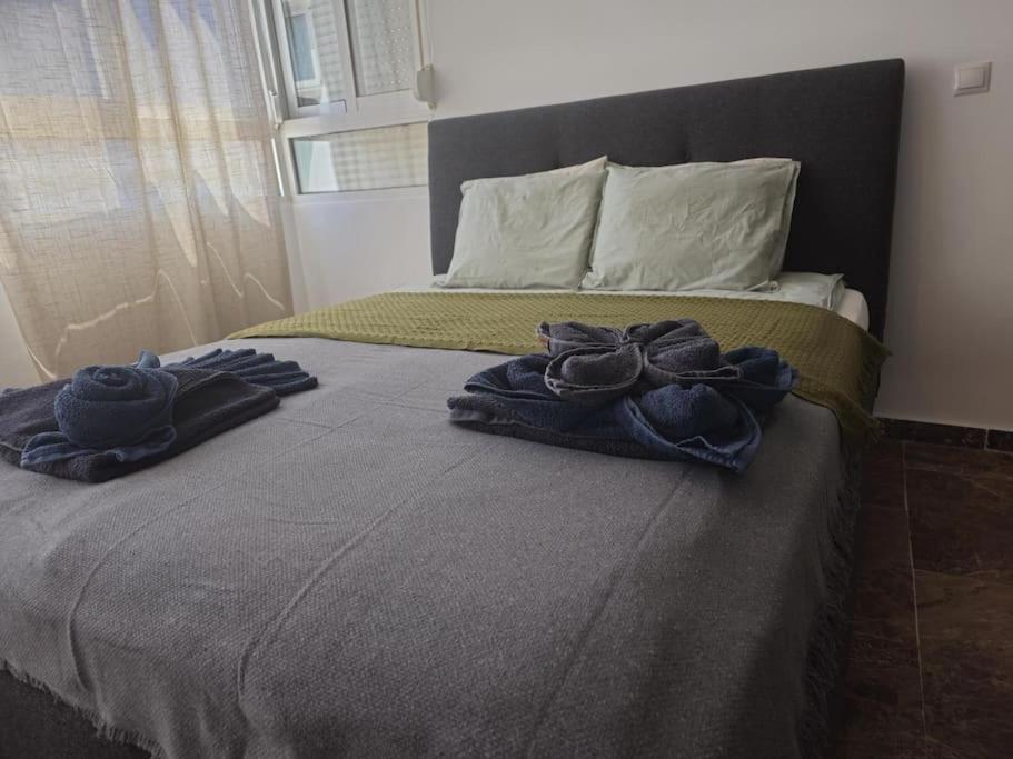 Tao City Center Apartment With Fee Wifi And Air Con By Namaste Elite Torremolinos Eksteriør billede